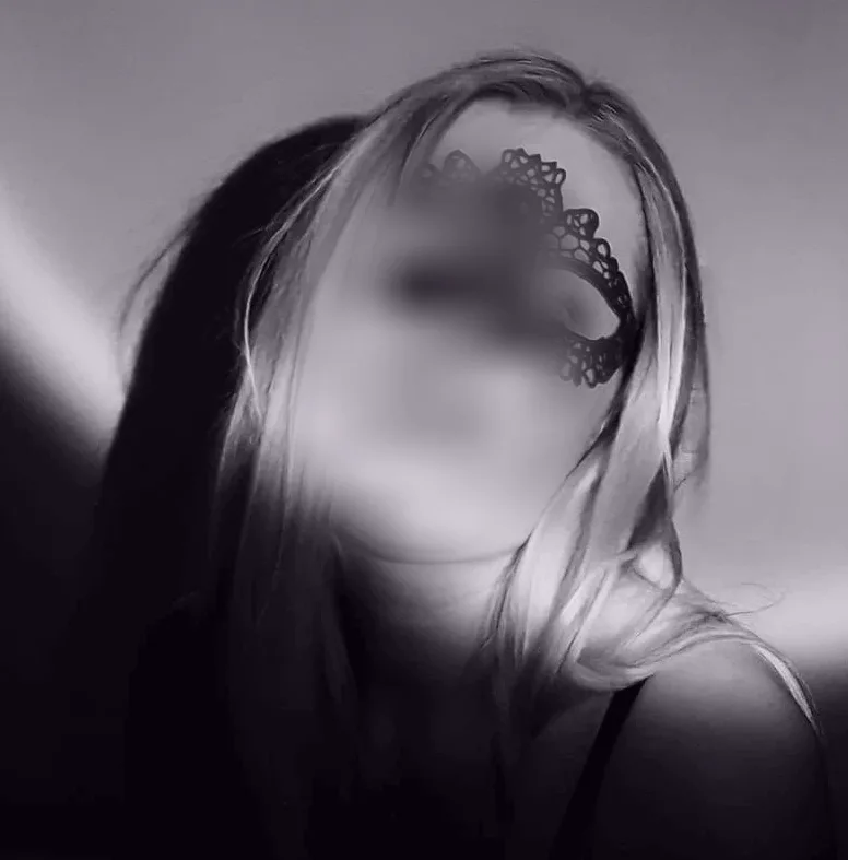 Alina, 36