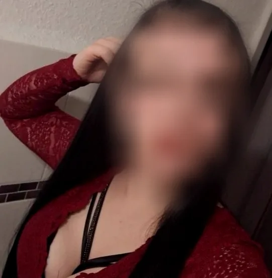 Jenna, 24